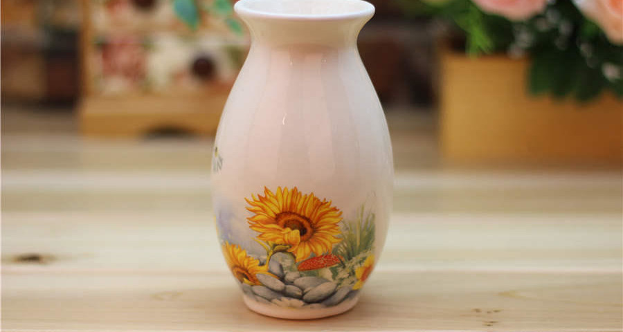 Facing The Sun Ceramic Flower vase
