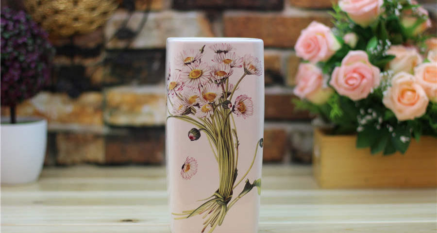 White Daisy Tall ceramic vase